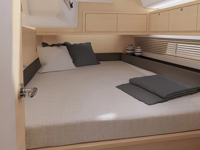 Voilier à louer à Lávrio au meilleur prix