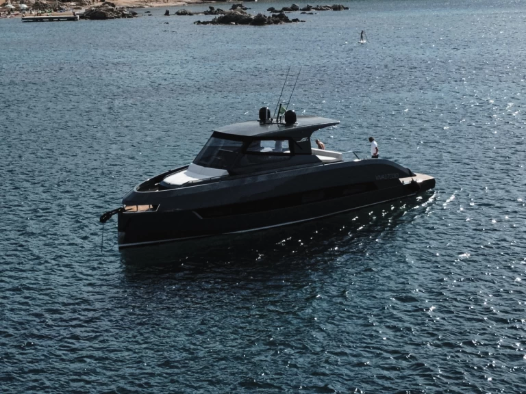 Location Bateau à moteur à Poltu Quatu - mandayacht S05.3