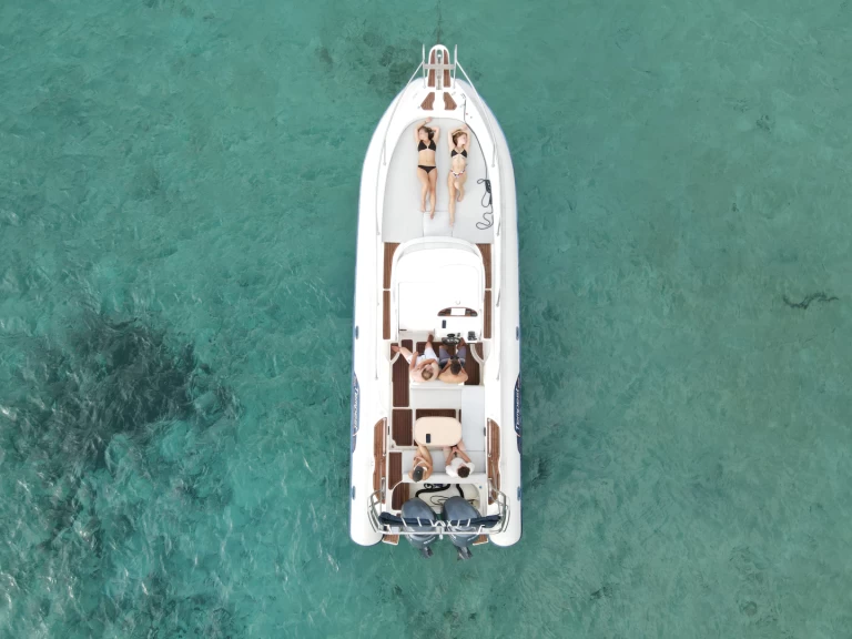 Capelli Tempest 900 WA a louer à Porto-Vecchio