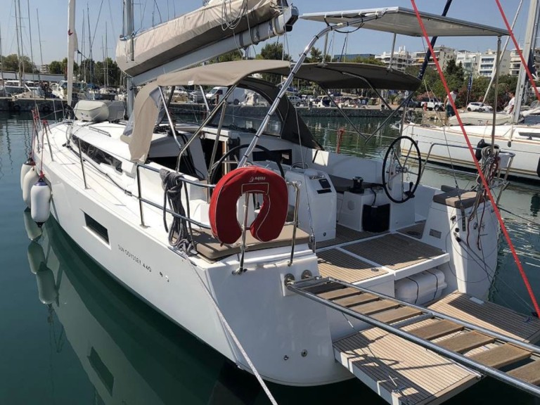 Location bateau Lefkáda pas cher Sun Odyssey 440