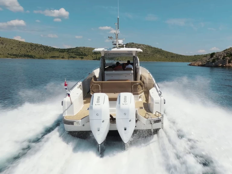 Location Bateau à moteur Nimbus avec permis