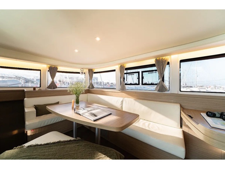 Location bateau Rhodes (Ville) pas cher Lagoon 42