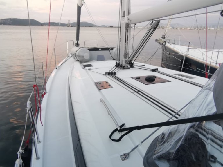Bénéteau Oceanis 40.1 a louer à Préveza