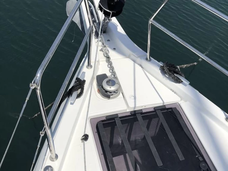 Louer Voilier avec ou sans skipper Jeanneau à Lefkáda