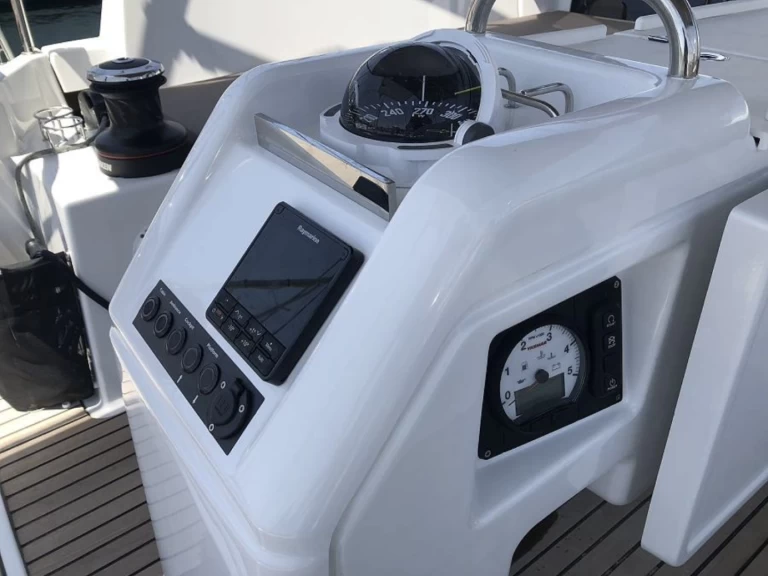 Location Voilier Jeanneau avec permis