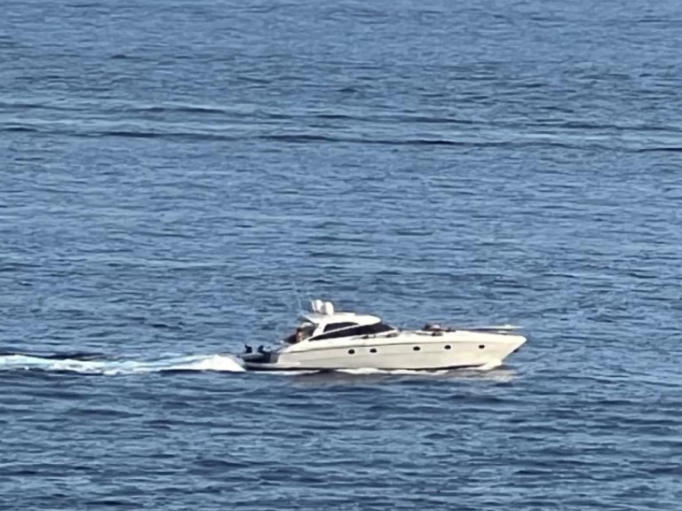 Location Bateau à moteur à Naples - Baia Baia Aqua 54