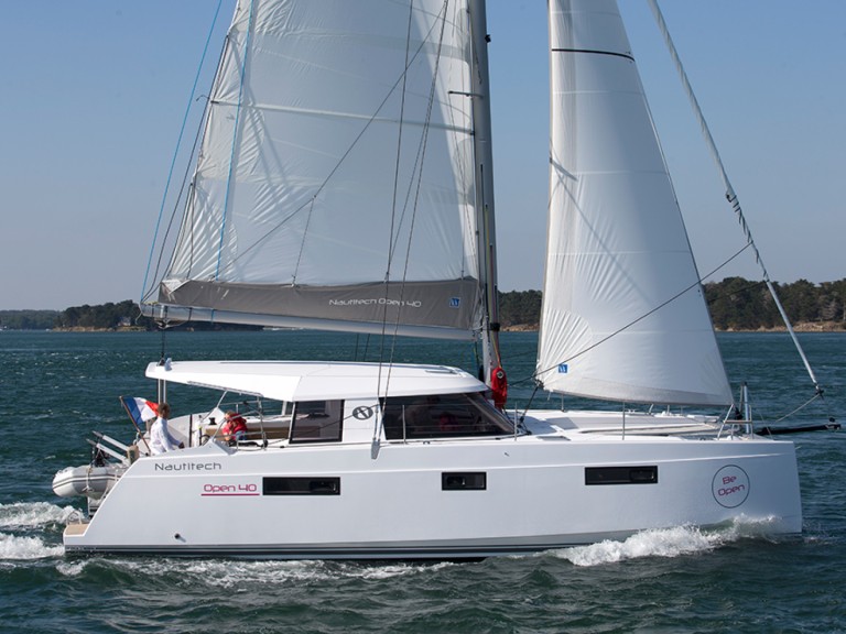 Location Catamaran Bavaria avec permis