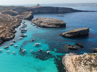 Noleggio barche Ċirkewwa economico motoring