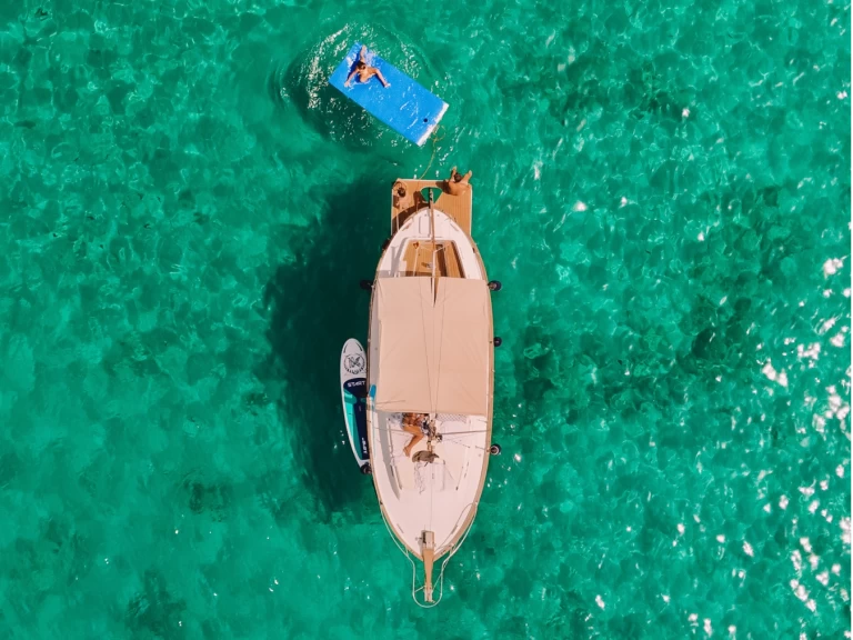 Llaut Myabca Delfin 28 a louer à Palma de Majorque