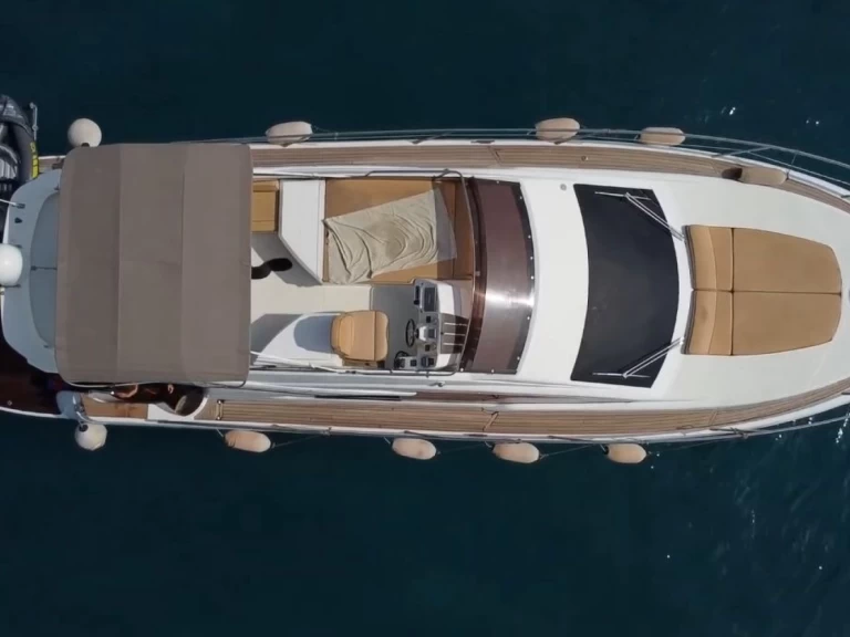 Location bateau Portisco pas cher Inter mare 50 Fly 