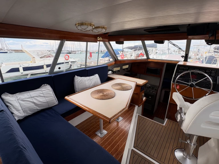 Location Bateau à moteur Bayliner avec permis