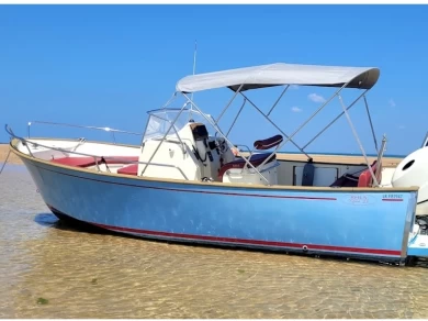 Rhea Open 23 charter bareboat eller skeppad i Saint-Martin-de-Ré