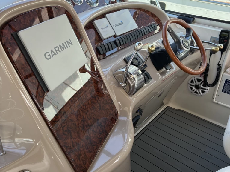 Location bateau Miami pas cher Sea Ray 410 Sundancer