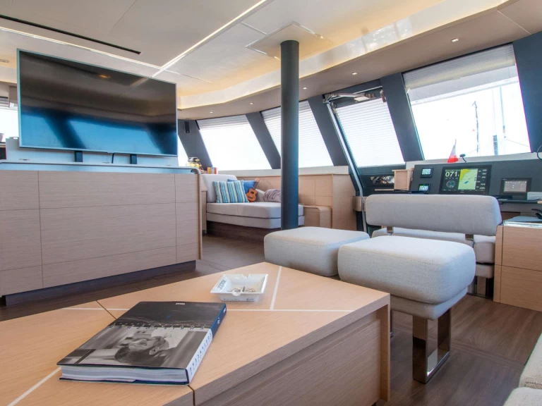 Location Yacht Fountaine Pajot avec permis