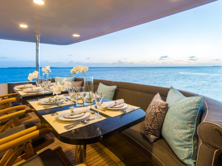 Location à Saint Martin - Crescent UNBRIDLED sur SamBoat