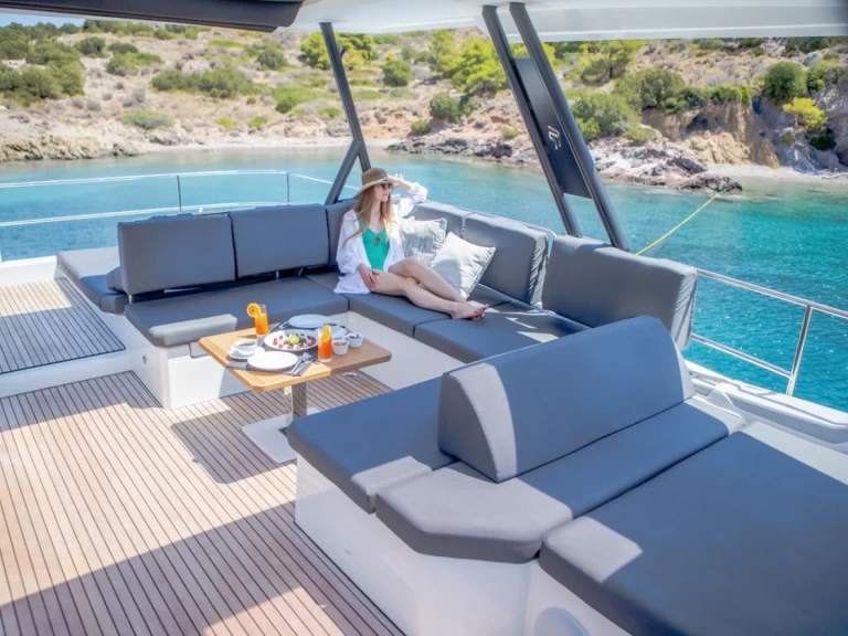 Location à Gouviá - Fountaine Pajot Fountaine Pajot Power 67 sur SamBoat