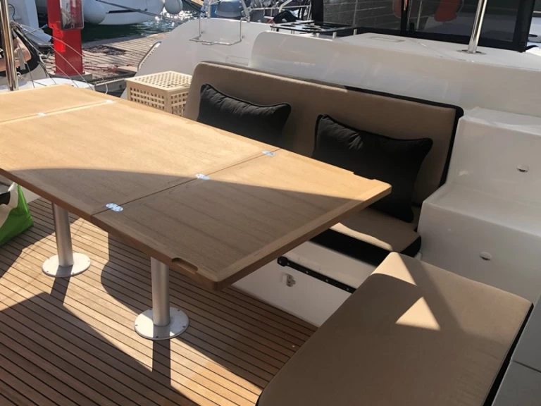 Location à Álimos - Lagoon Lagoon 46 sur SamBoat