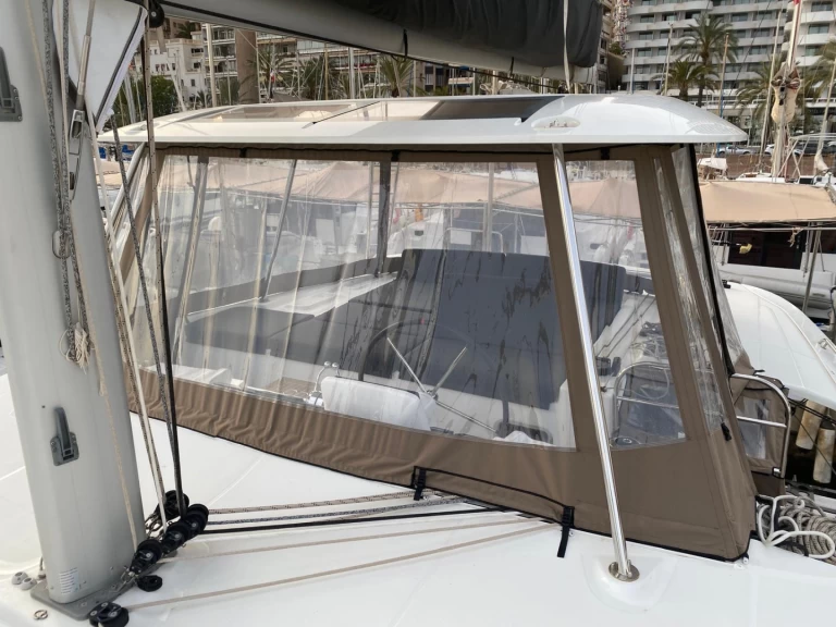 Location Catamaran Lagoon avec permis