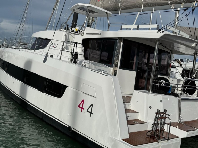 Location Catamaran Bali Catamarans avec permis