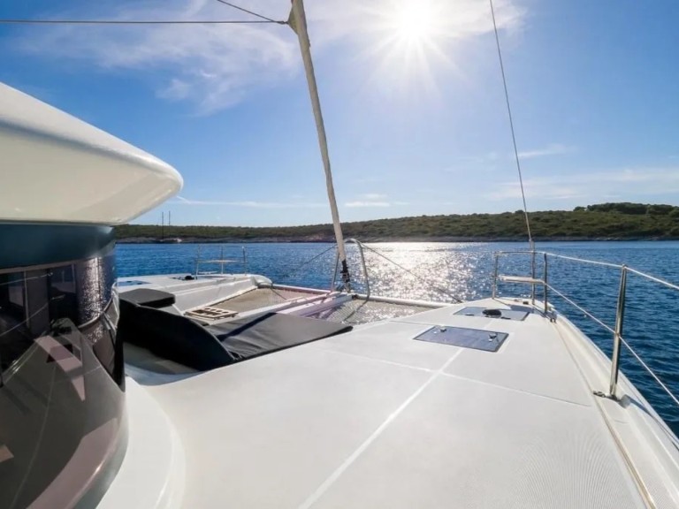 Louer Catamaran avec ou sans skipper Lagoon à Néa Péramos