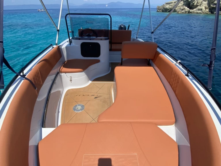 Location Bateau à moteur à Lákka - Nireus Optima