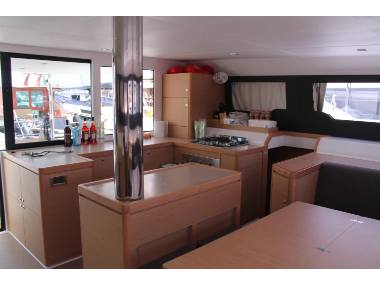 Location bateau Marsala pas cher Dufour Catamarans 48 Sail