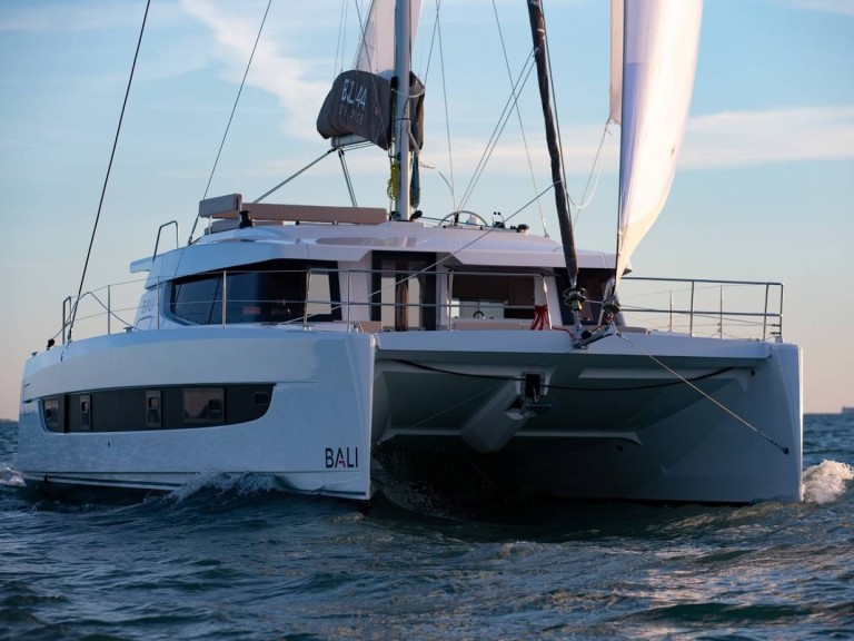 Location Catamaran Bali avec permis