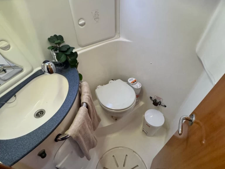 Bavaria Bavaria 30 Cruiser a louer à Puerto deportivo Marina Rubicon