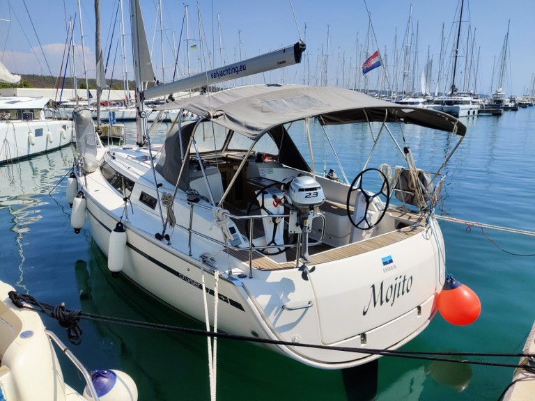 Location à Sukošan - Bavaria Cruiser 37 sur SamBoat