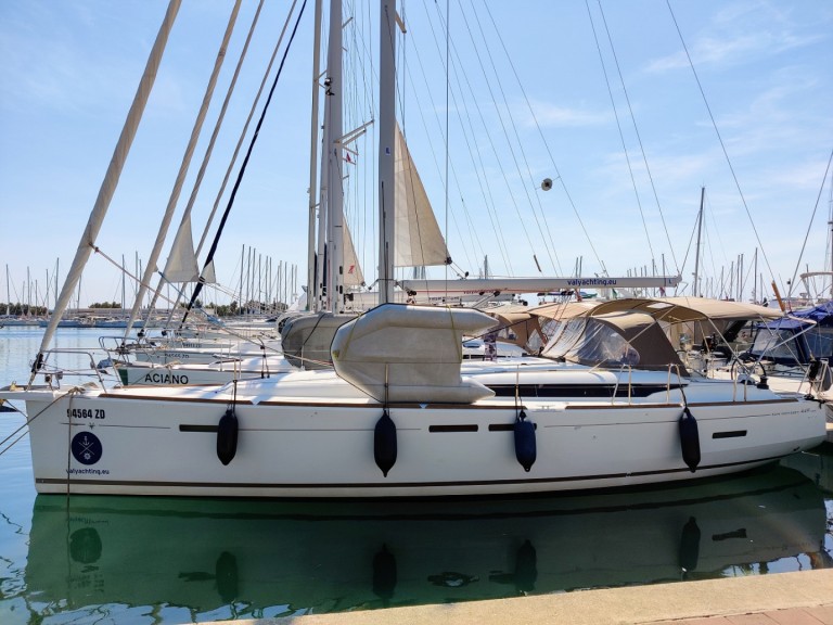 Location bateau Jeanneau Sun Odyssey 449 à Sukošan sur Samboat
