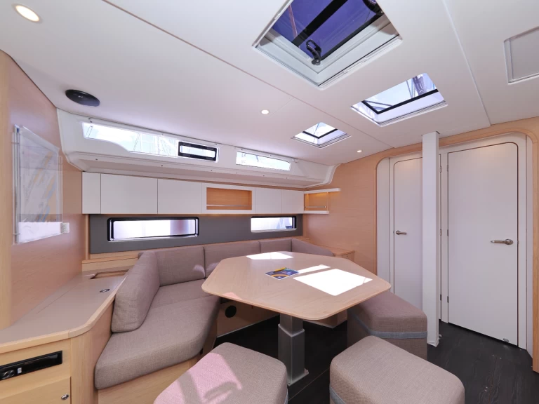 Location bateau Dufour Dufour 44 à Trogir sur Samboat