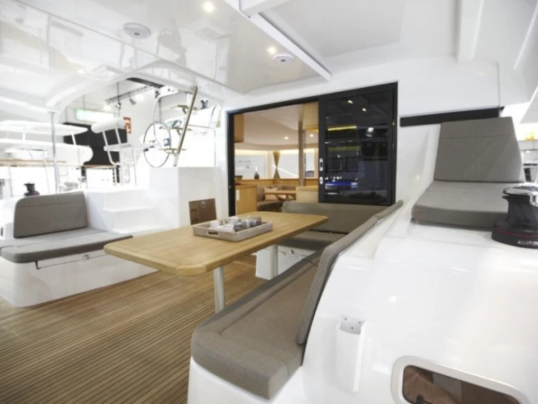 Location Catamaran Lagoon avec permis