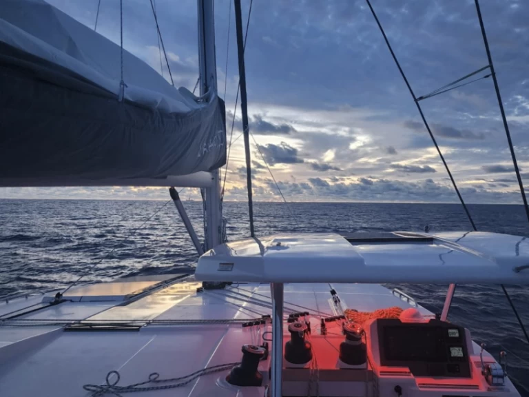 Location bateau Phuket Yacht Haven Marina pas cher Leopard 50