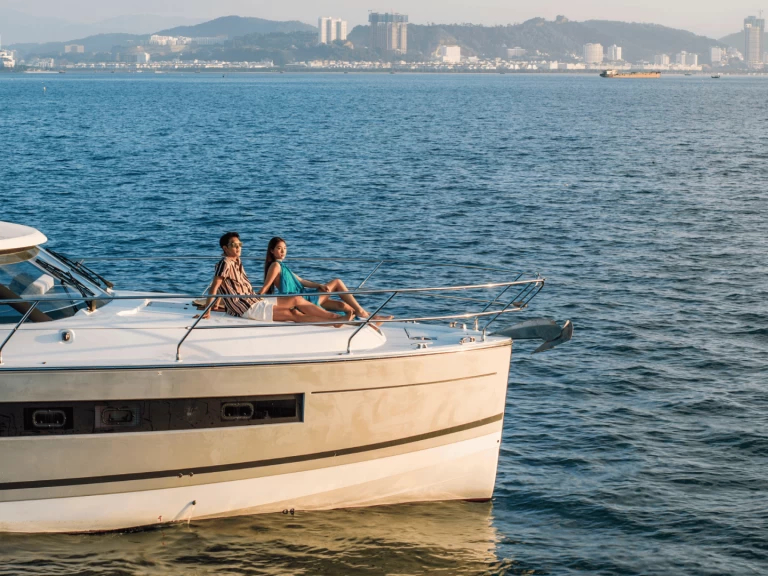 Location bateau Jeanneau NC 14 à Hạ Long sur Samboat