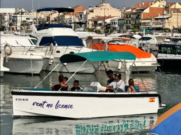 Bateau à moteur à louer à Cambrils au meilleur prix