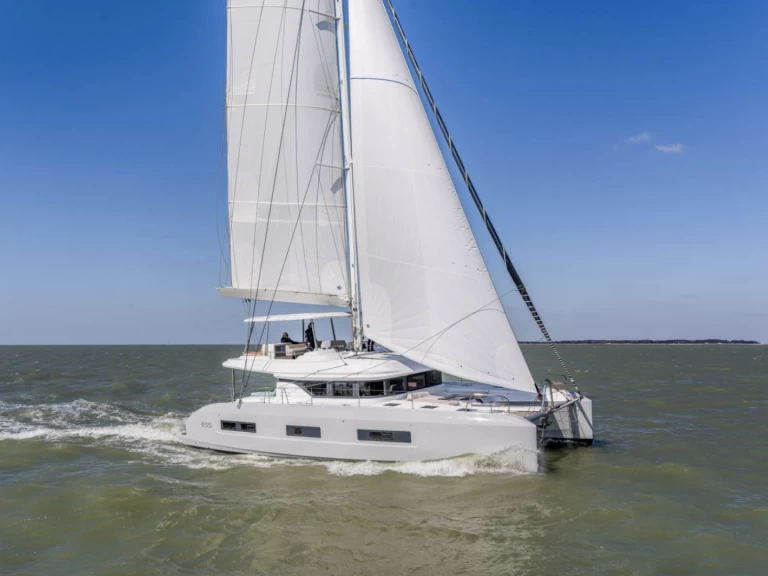 Louez un Lagoon Lagoon 55 à Bonifacio