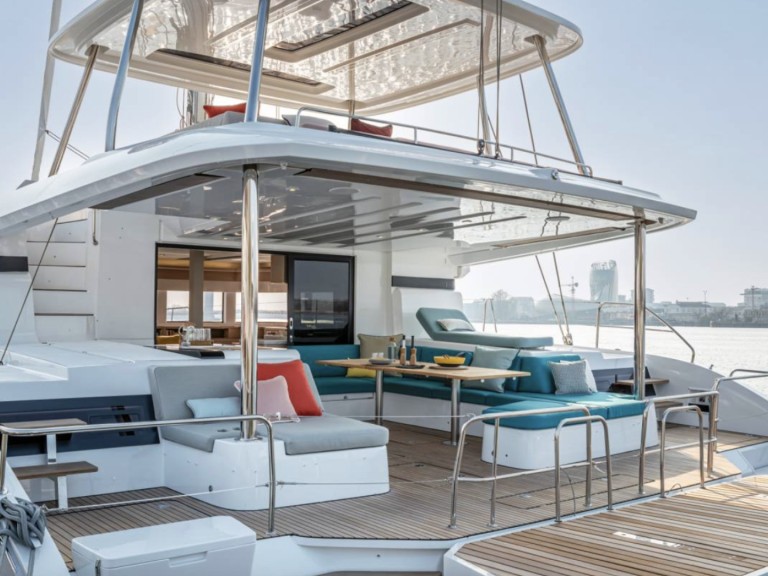 Louer Catamaran avec ou sans skipper Lagoon à Bonifacio