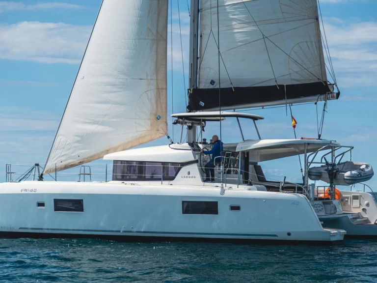 Catamaran à louer à Pula au meilleur prix
