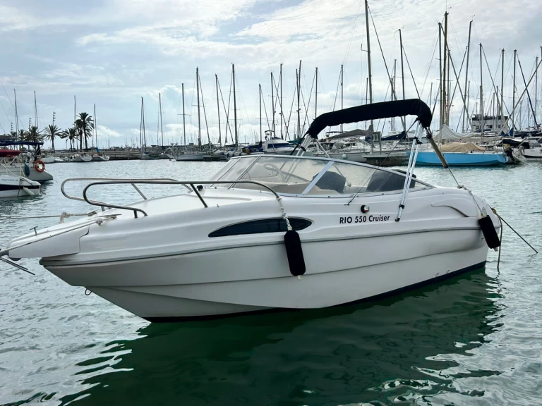 Location Bateau à moteur à Vilanova i la Geltrú - Rio Rio 550 Cruiser