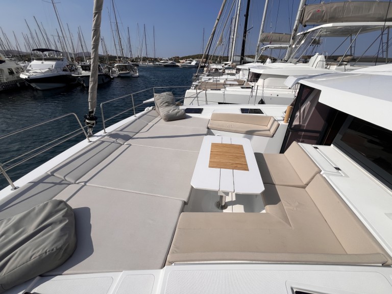 Location bateau Bali Catamarans Bali 4.6 (owner's version) à Lávrio sur Samboat