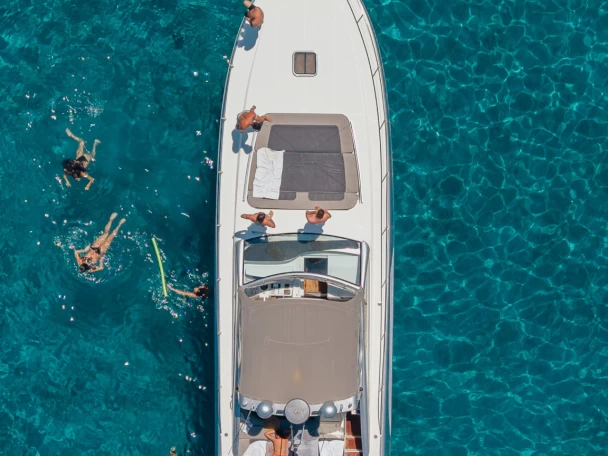 Location Bateau à moteur Alfamarine avec permis