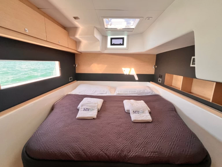 Location bateau Castiglioncello pas cher Dufour Catamarans 48 Sail