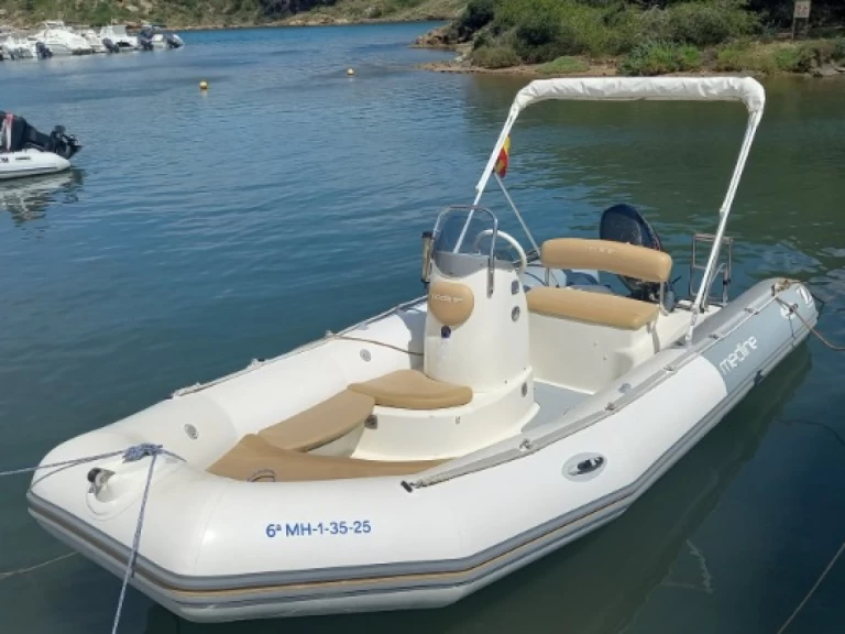 Location bateau Port d'Addaia (Ville) pas cher Medline 500