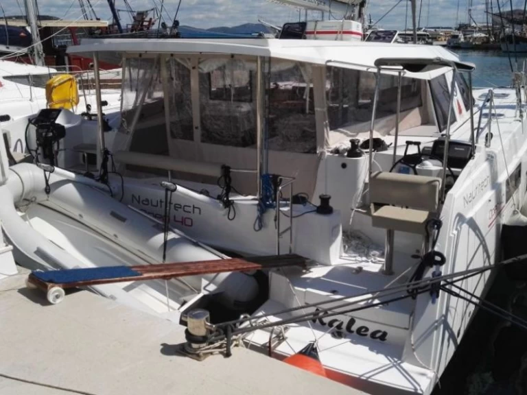 Location bateau Murter-Kornati pas cher Nautitech 40
