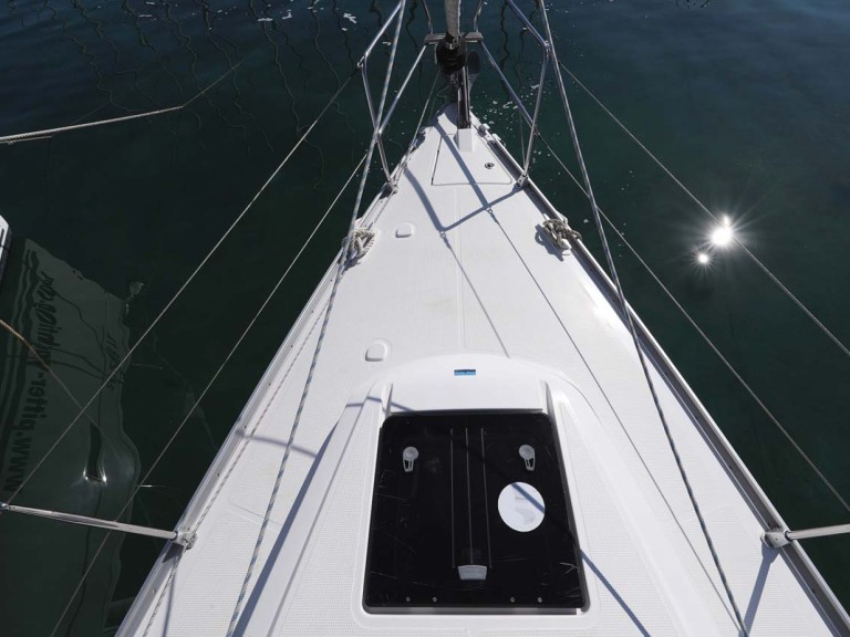 Bavaria Cruiser 33 a louer à Murter-Kornati