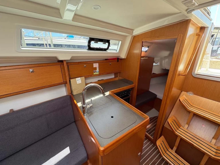 Location à Murter-Kornati - Bavaria Cruiser 34 sur SamBoat