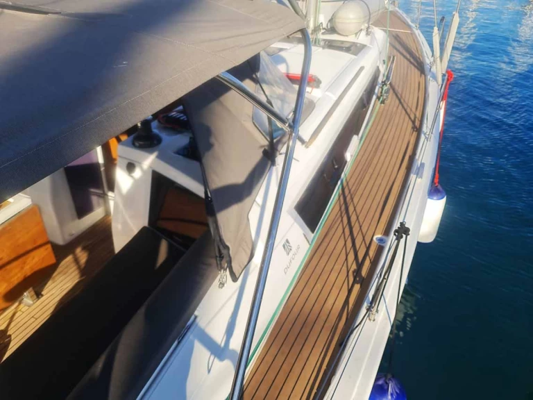 Location à Murter-Kornati - Dufour Dufour 430 sur SamBoat