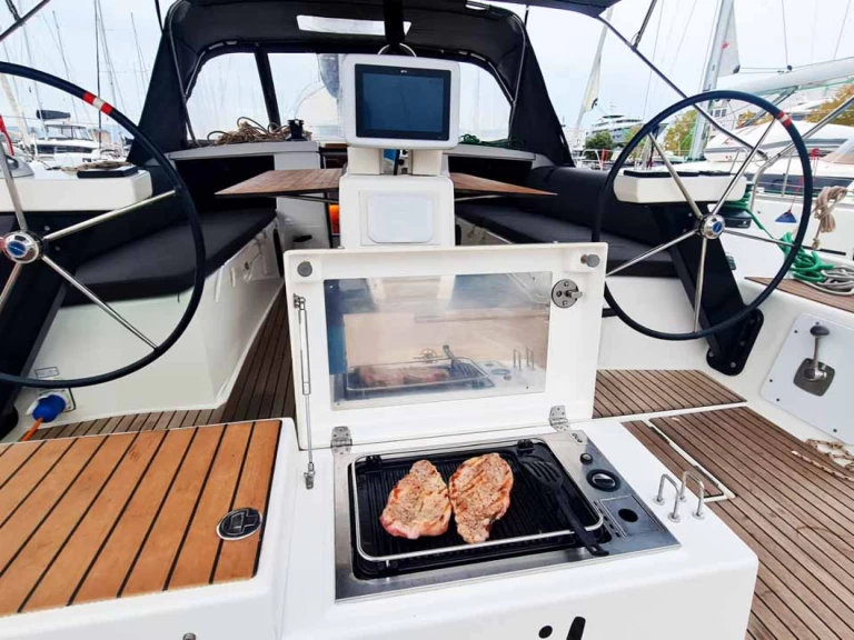 Location bateau Murter-Kornati pas cher Dufour 430