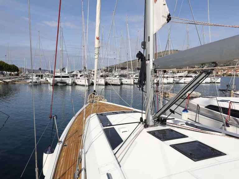 Louer Voilier avec ou sans skipper Bénéteau à Lefkáda