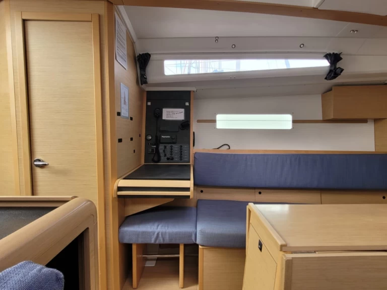 Louez un Jeanneau Sun Odyssey 349 à Saint-Quay-Portrieux